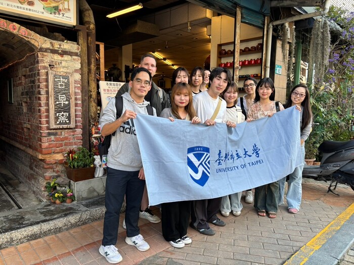 2025.03.12 【2025華語正規密集班】文化課-鶯歌捏陶 / Outdoor Cultural Class - Pottery Making in YinggeImage