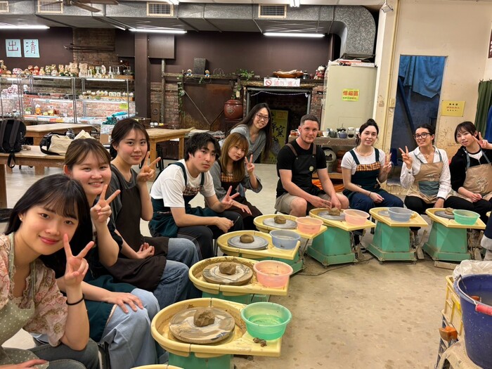 2025.03.12 【2025華語正規密集班】文化課-鶯歌捏陶 / Outdoor Cultural Class - Pottery Making in YinggeImage