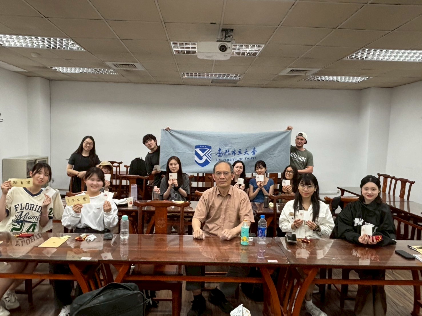 2025 Intensive Mandarin Program Cultural Class-Seal Carving